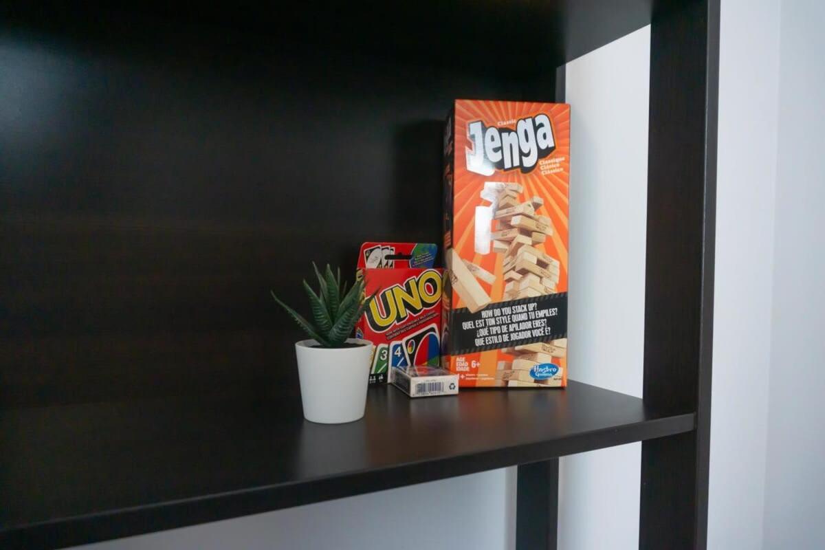 New Large Luxurious 2Br Condo In The Heart Of Uptown Coffee, Wifi セント・ジョン エクステリア 写真
